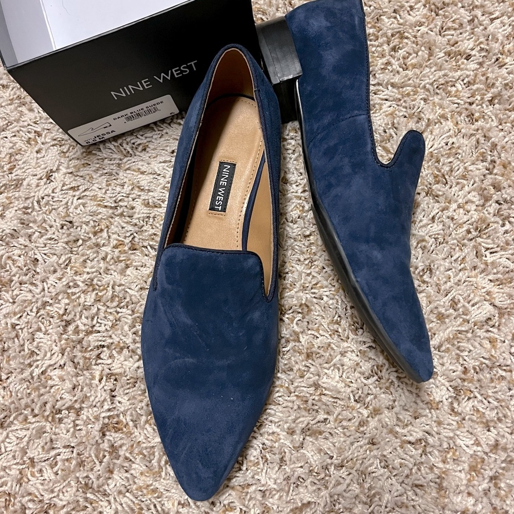 Nine West Dark Blue Suede 8.5 size shoes